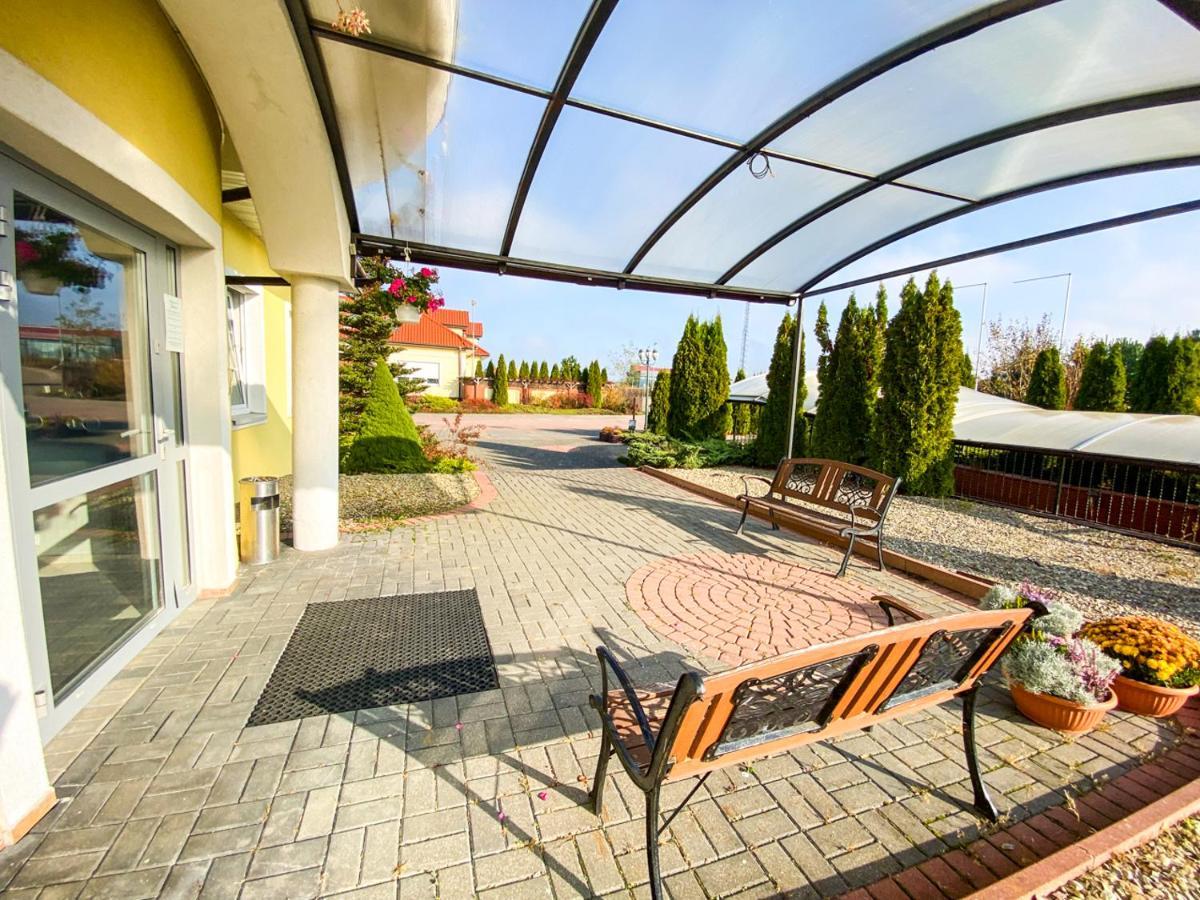 Hotel Jablonski Stawiguda Extérieur photo