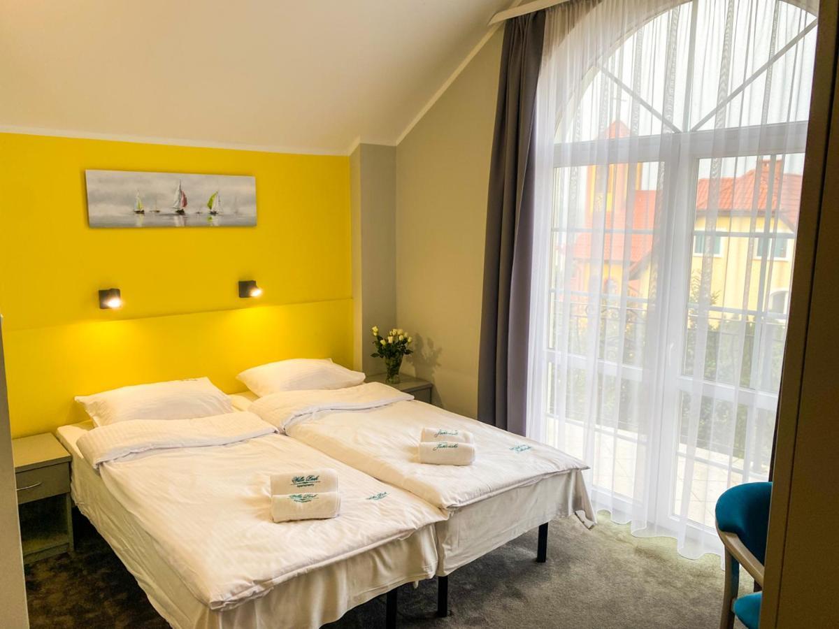 Hotel Jablonski Stawiguda Extérieur photo