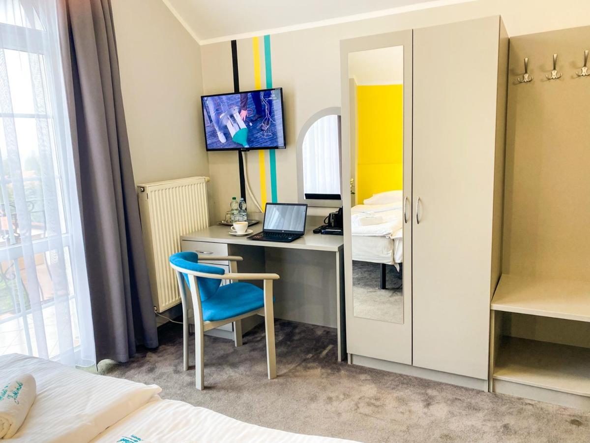 Hotel Jablonski Stawiguda Extérieur photo