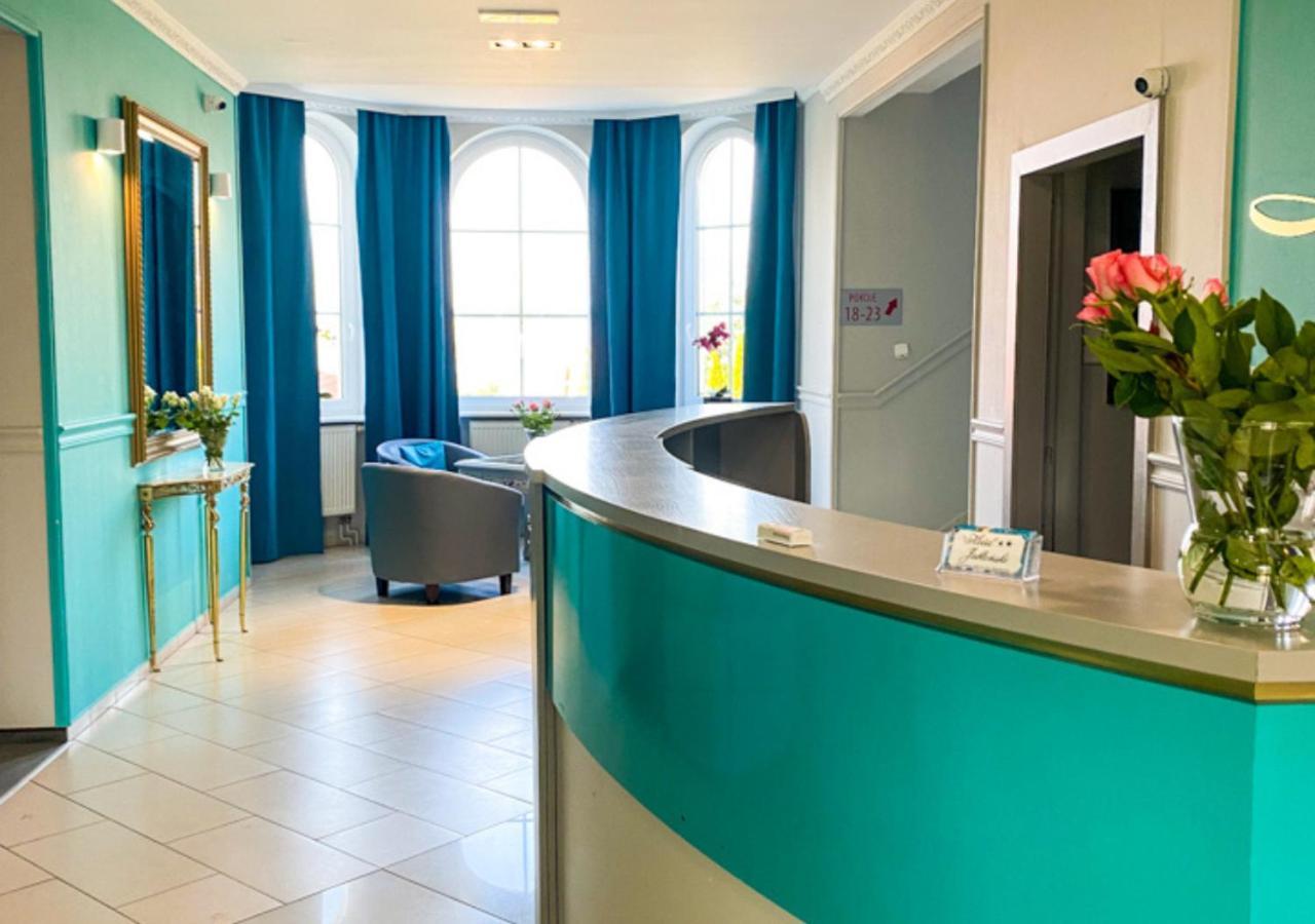 Hotel Jablonski Stawiguda Extérieur photo